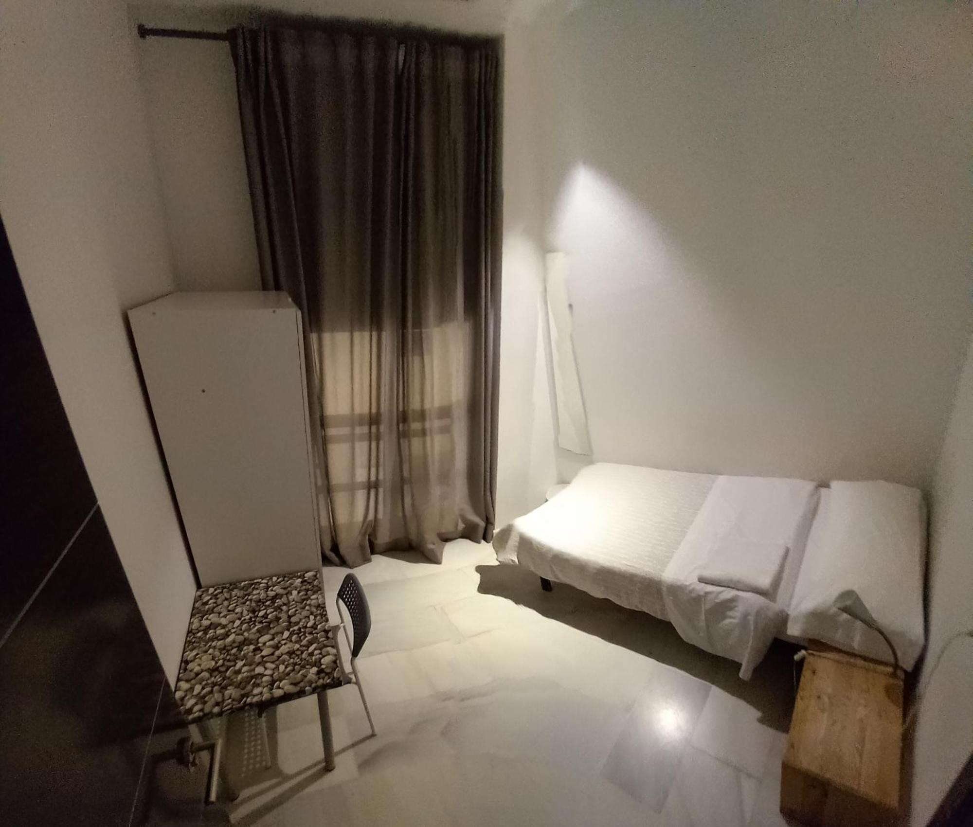 Gasthuis Hostel Central Sevilla 2*